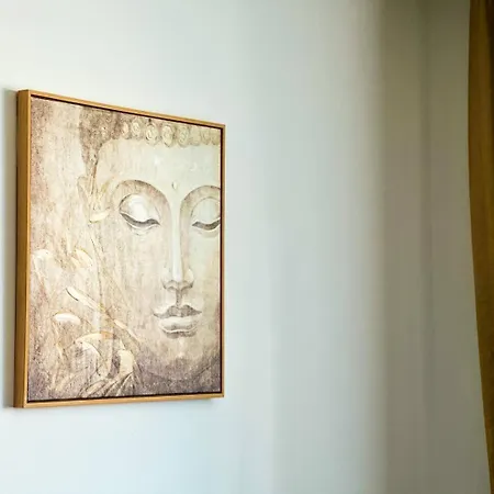 Budgetwork-friendly Near Business Park *