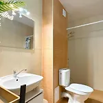 Budgetwork-friendly Near Business Park Lägenhet *