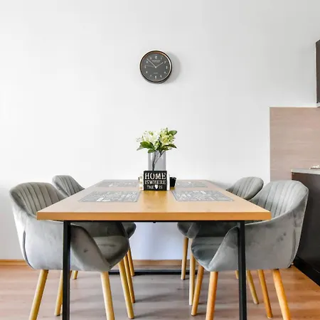 Budgetwork-friendly Near Business Park Lägenhet