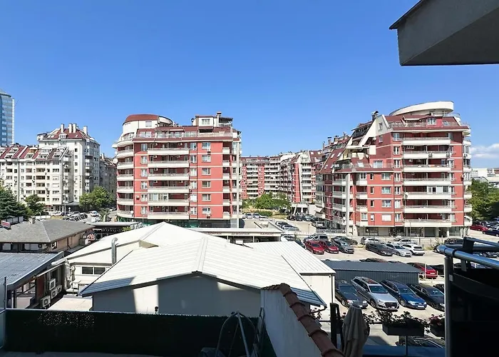 Budgetwork-friendly Near Business Park